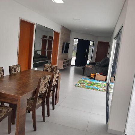 גוארטובה Casa Ampla E Espacosa A 200M Do Mar! מראה חיצוני תמונה